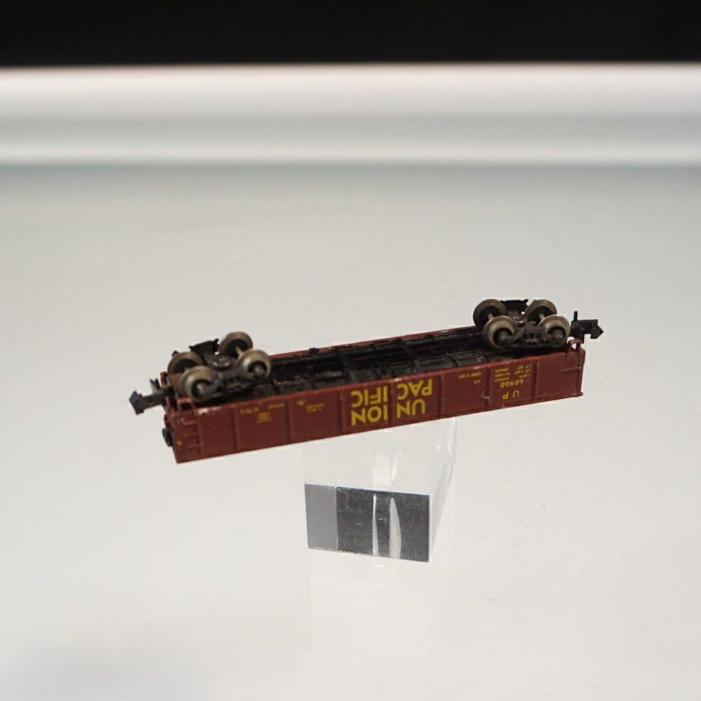 Atlas N Scale Train Union Pacific Gondola - Picture 4 of 10